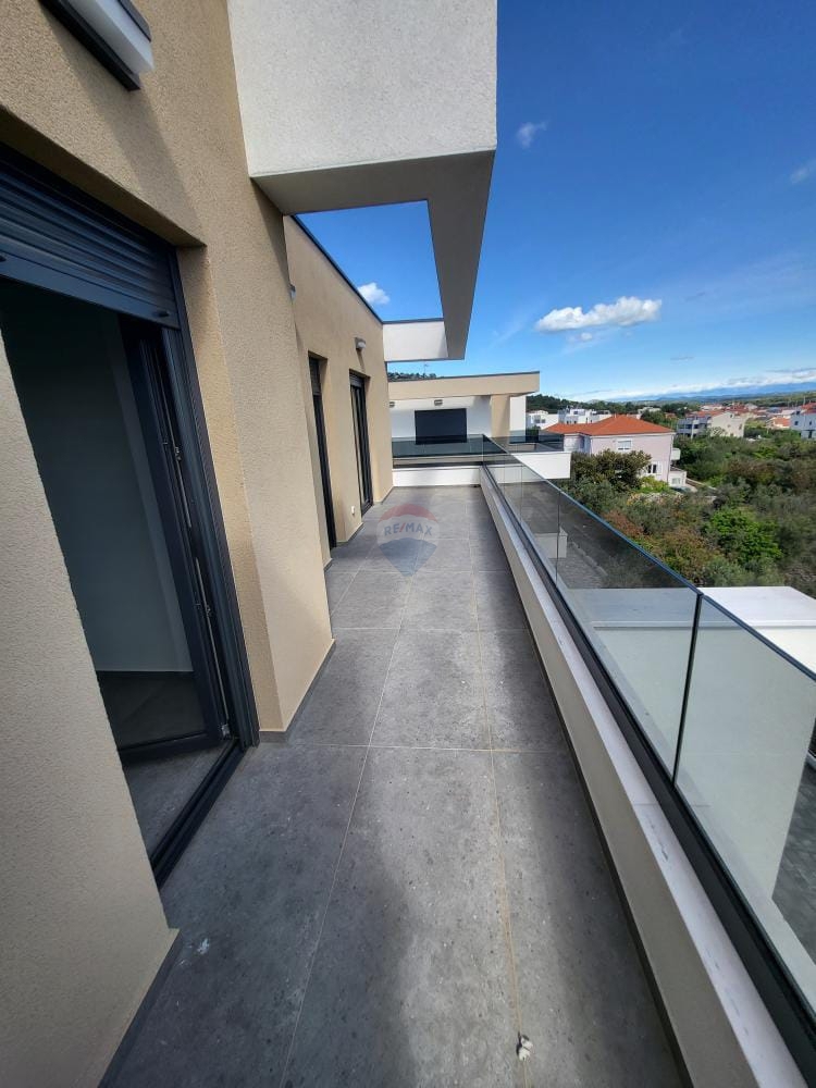 Stanovanje / Apartma Murter, 124,95m2