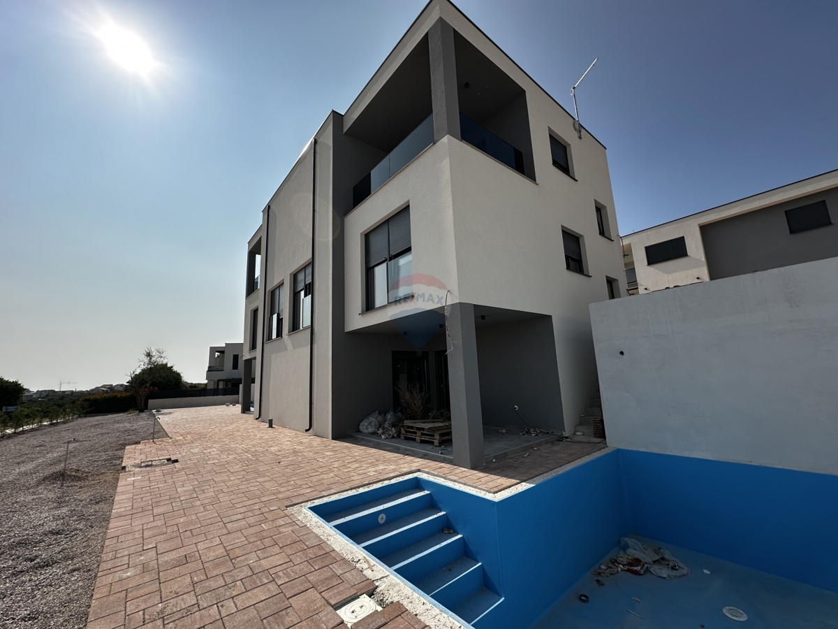 Hiša Vodice, 182,75m2