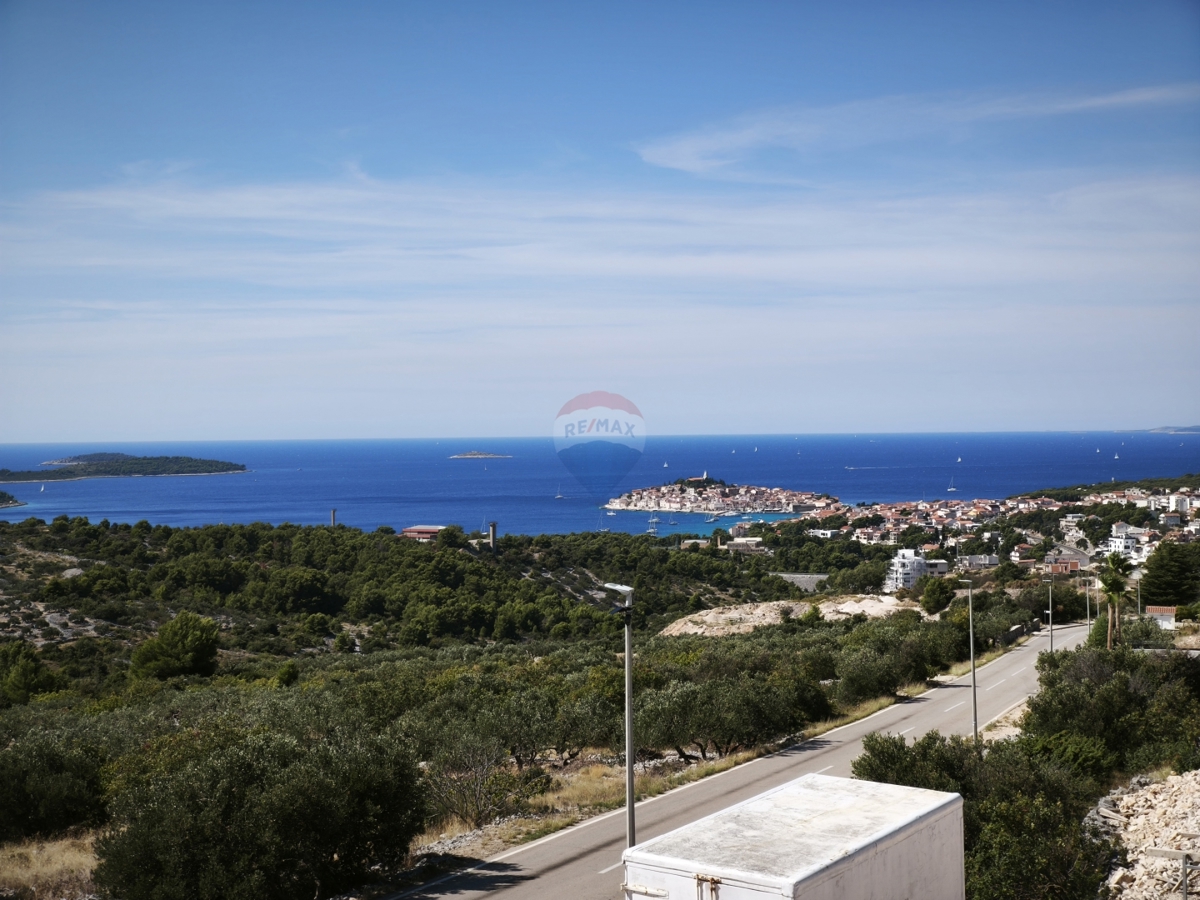 Luksuzni penthouse s tremi spalnicami in panoramskim razgledom (S7), Primošten