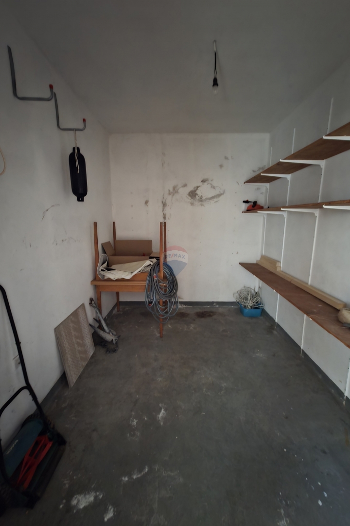 Hiša Podsolarsko, Šibenik - Okolica, 405m2