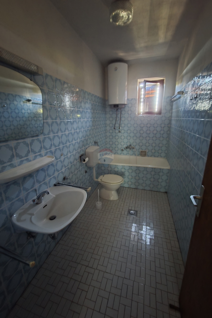 Hiša Podsolarsko, Šibenik - Okolica, 405m2