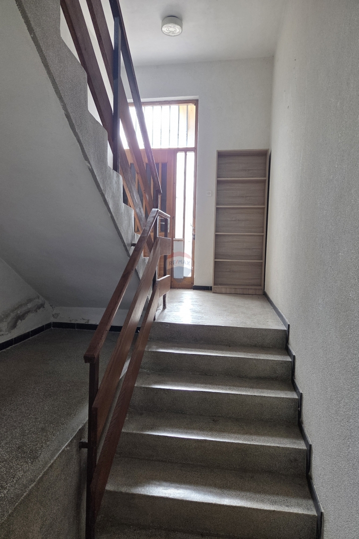 Hiša Podsolarsko, Šibenik - Okolica, 405m2