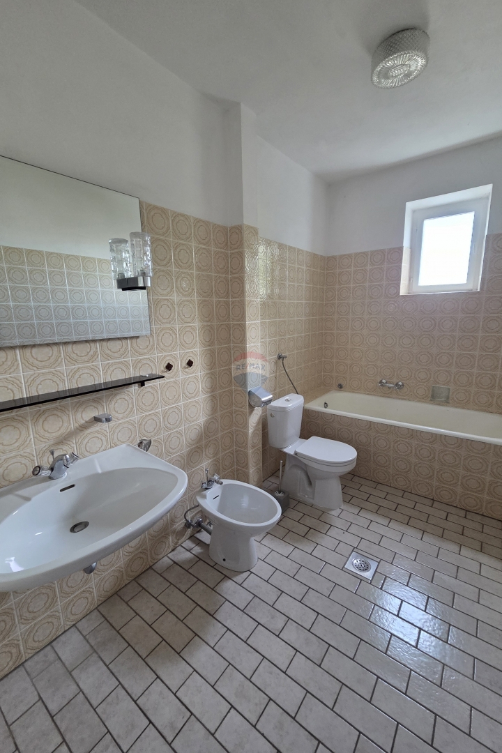 Hiša Podsolarsko, Šibenik - Okolica, 405m2