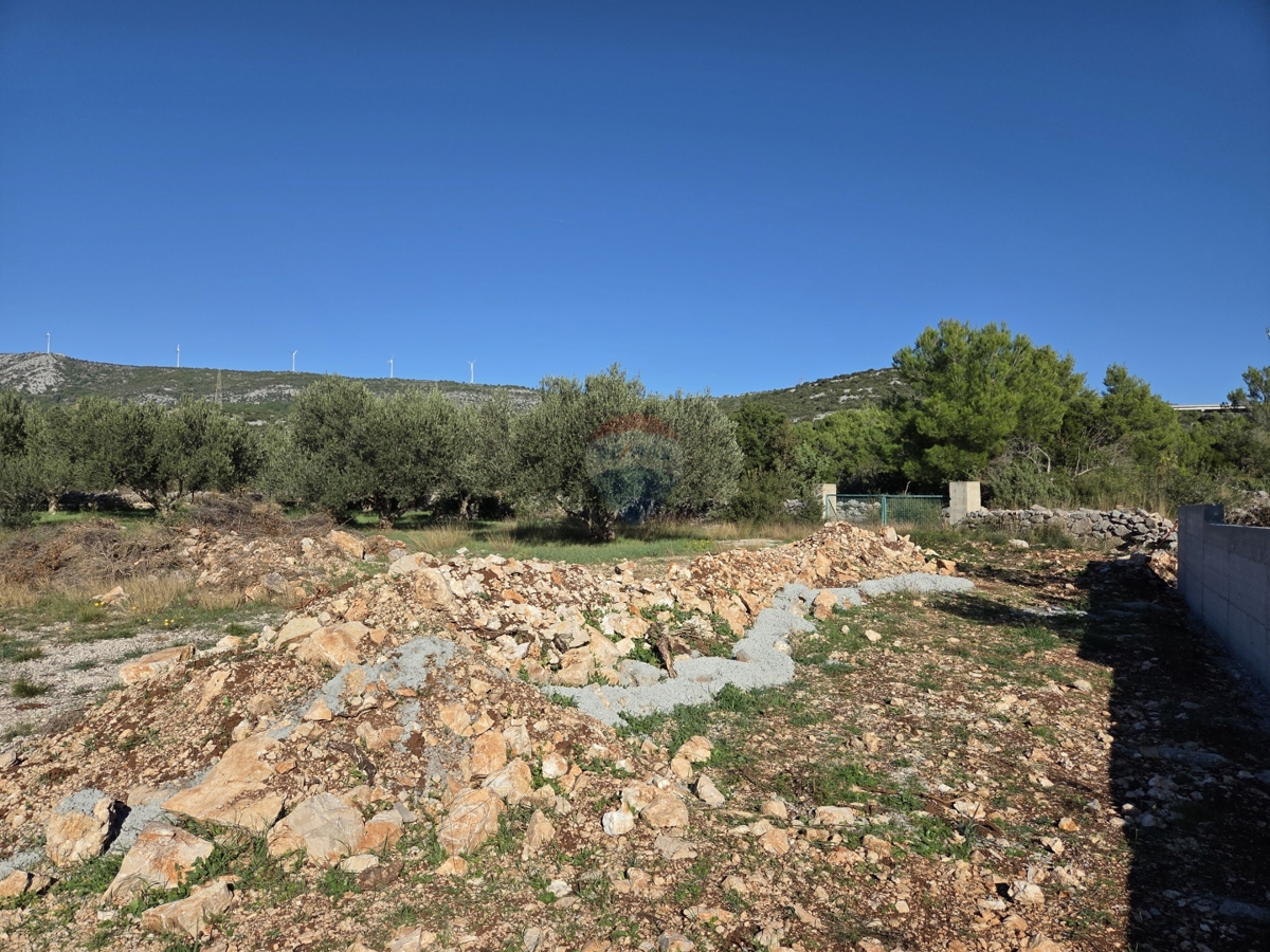 Zemljišče Dubrava Kod Šibenika, Šibenik - Okolica, 1.167m2