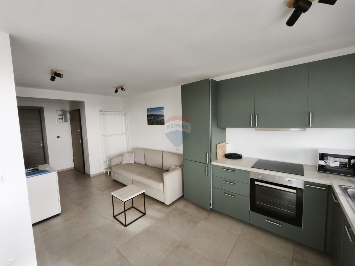 Redki dragulj: Premium apartma s panoramskim pogledom na morje na idiličnem polotoku Ražanj