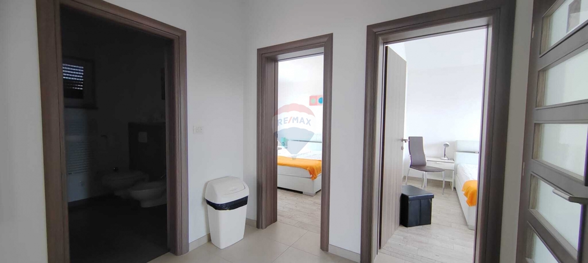 Hiša Donja Jagodnja, Polača, 250m2