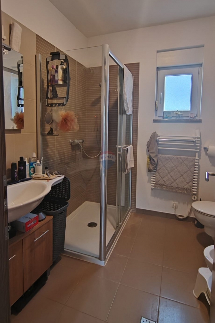 Hiša Donja Jagodnja, Polača, 250m2