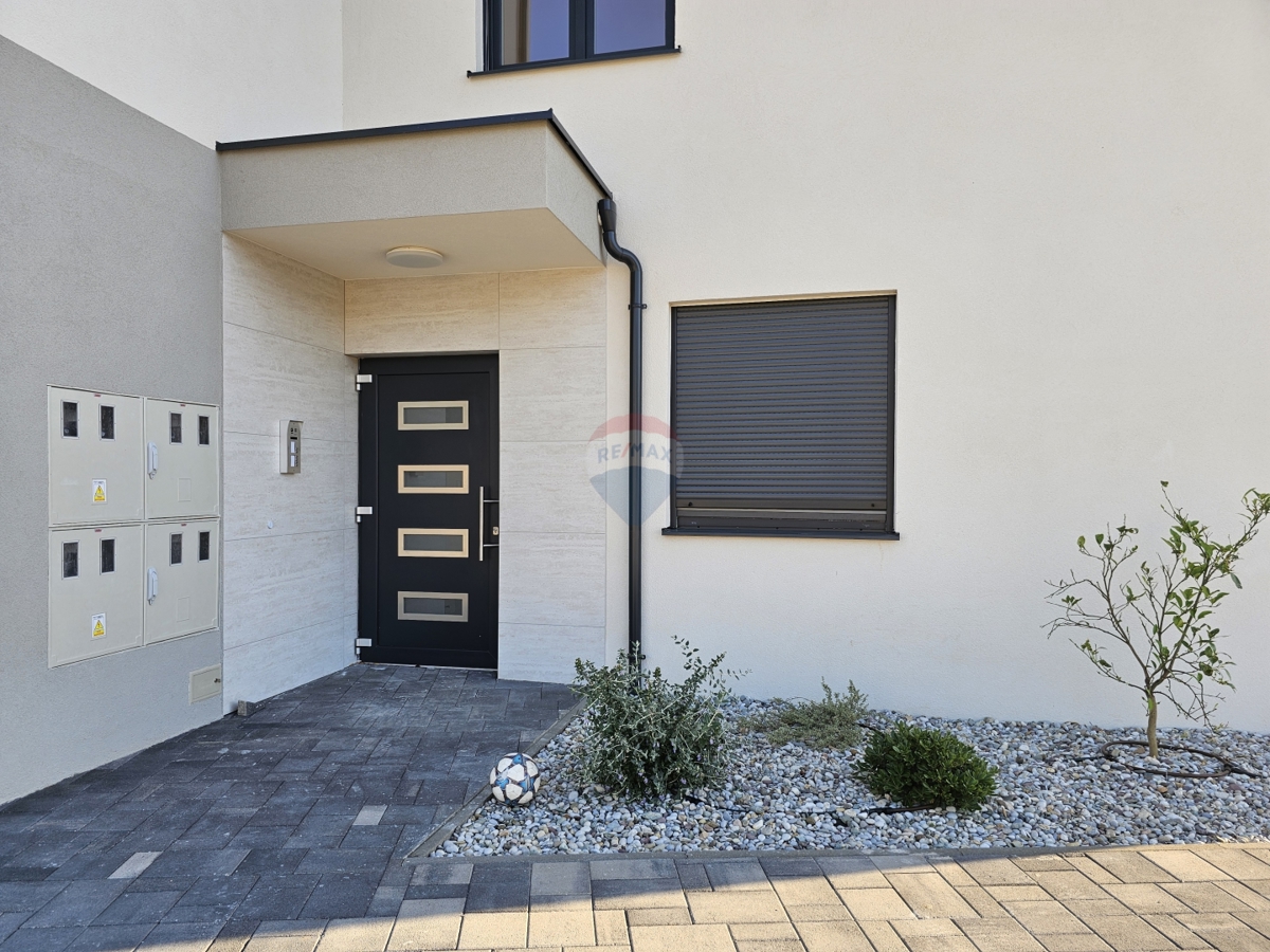 Brodarica, Šibenik - Okolica, 91,70m2