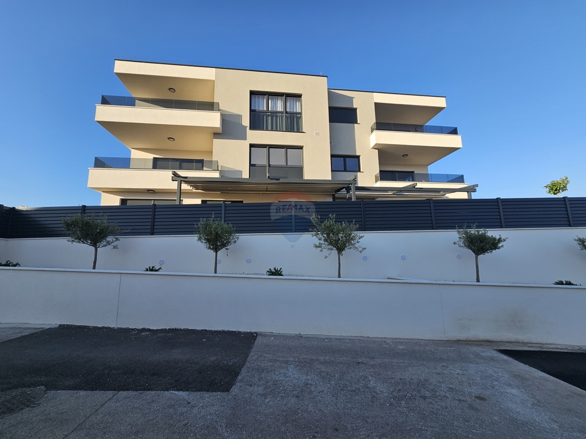 Brodarica, Šibenik - Okolica, 91,70m2