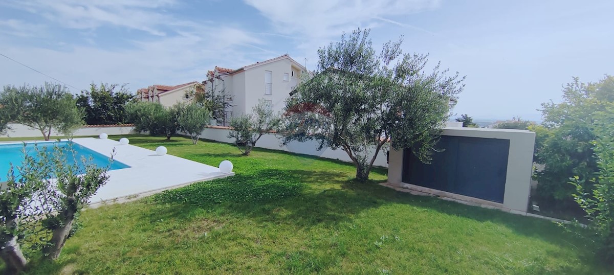 Hiša Vodice, 283,50m2