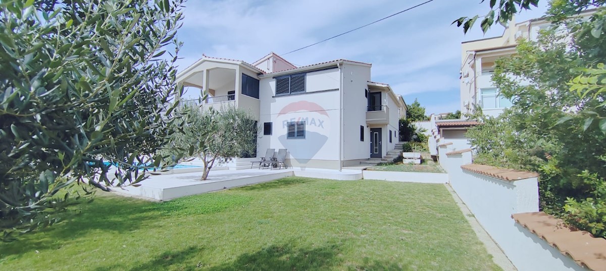 Hiša Vodice, 283,50m2