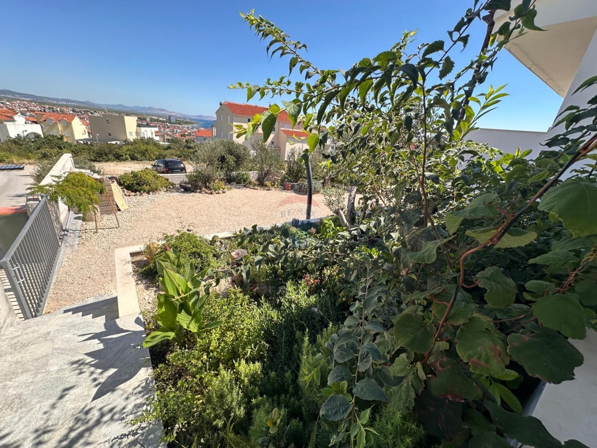 Hiša Vodice, 160m2