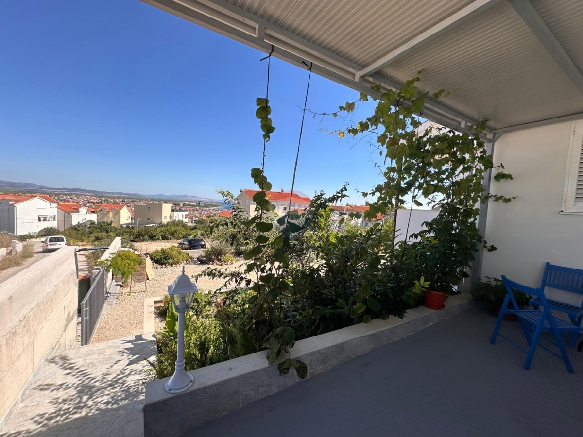 Hiša Vodice, 160m2