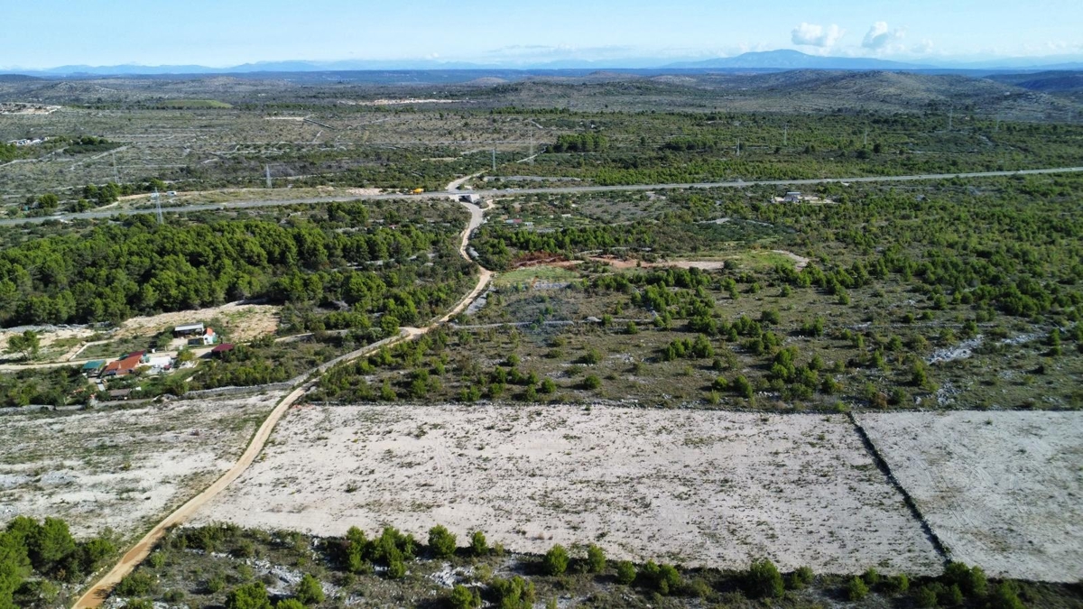 Zemljišče Vodice, 526m2