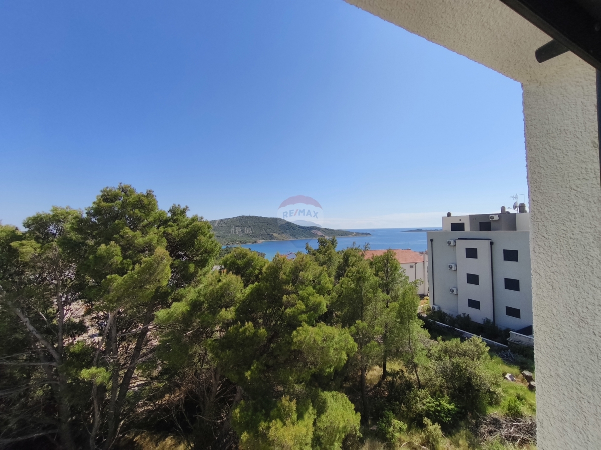 Dvosobno stanovanje 76,06 m2 - novogradnja, Primošten