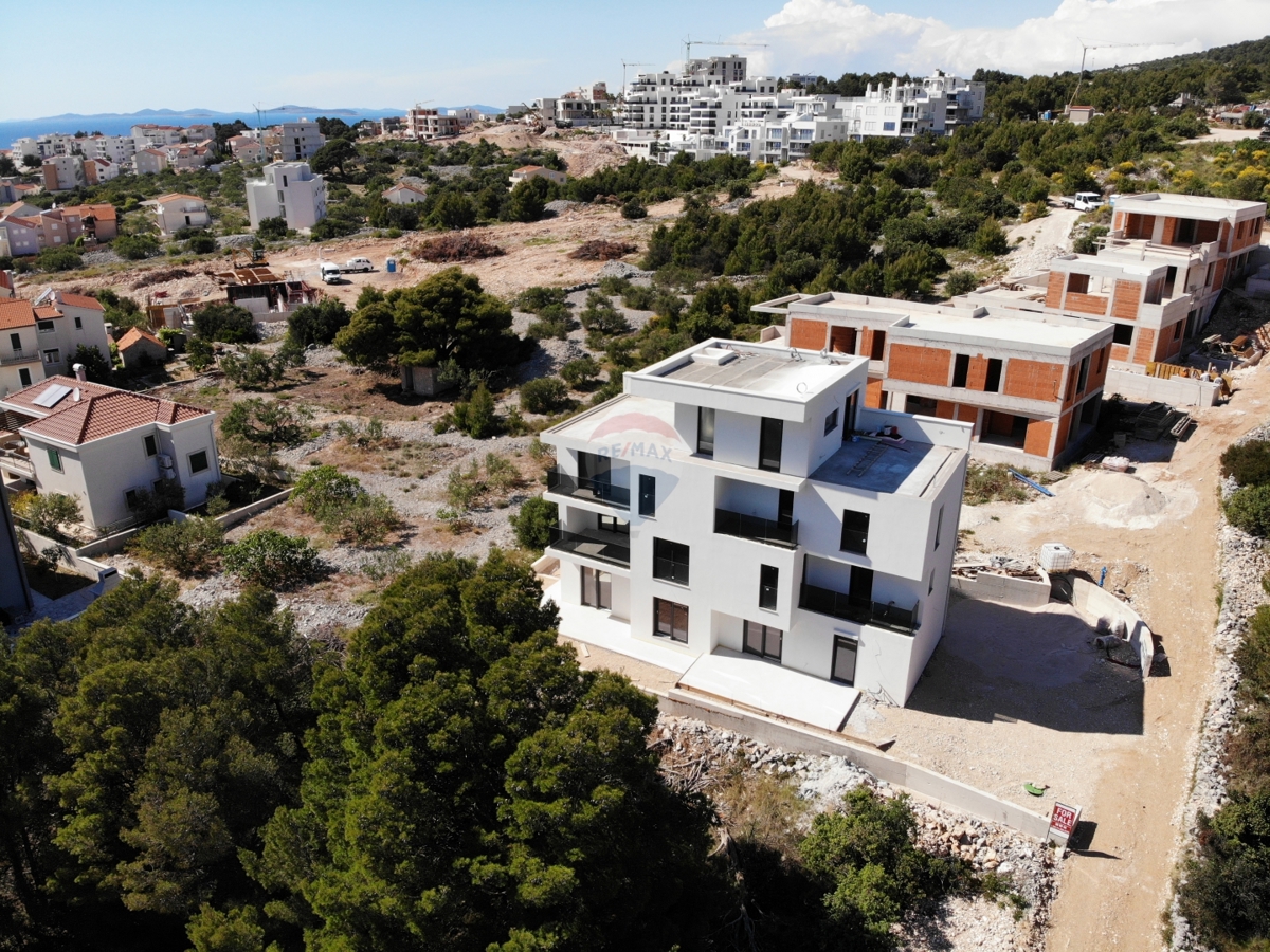Dvosobno stanovanje 76,06 m2 - novogradnja, Primošten