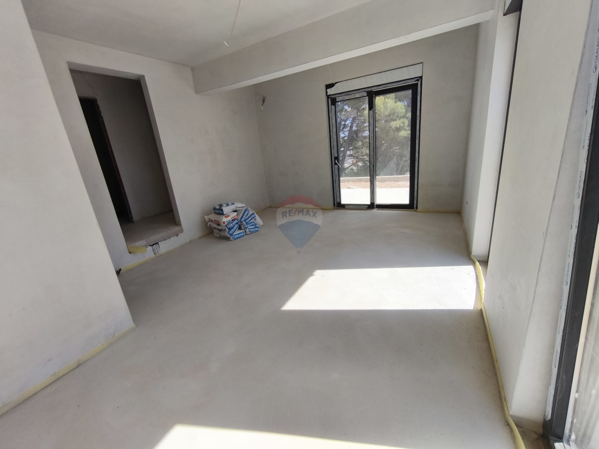 Dvosobno stanovanje 76,06 m2 - novogradnja, Primošten