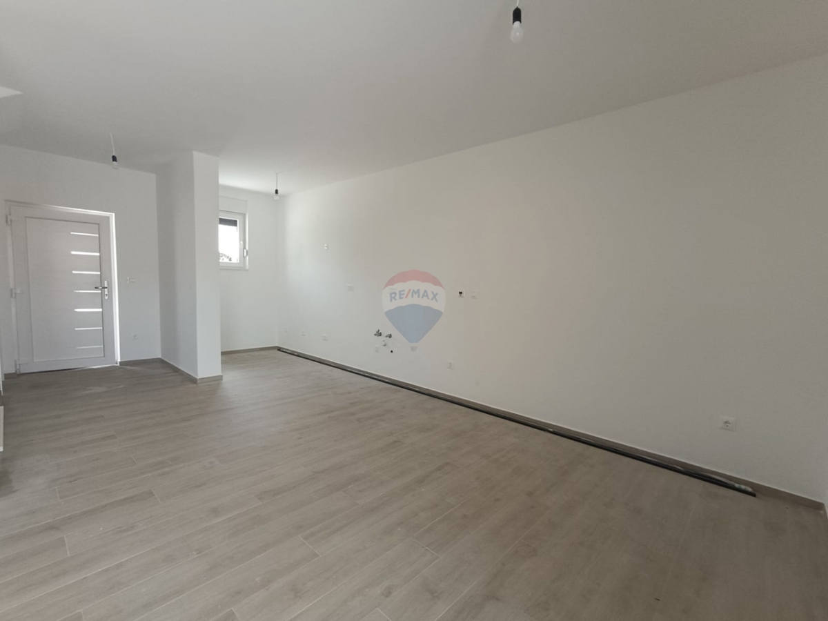 Stanovanje / Apartma Vodice, 99,68m2