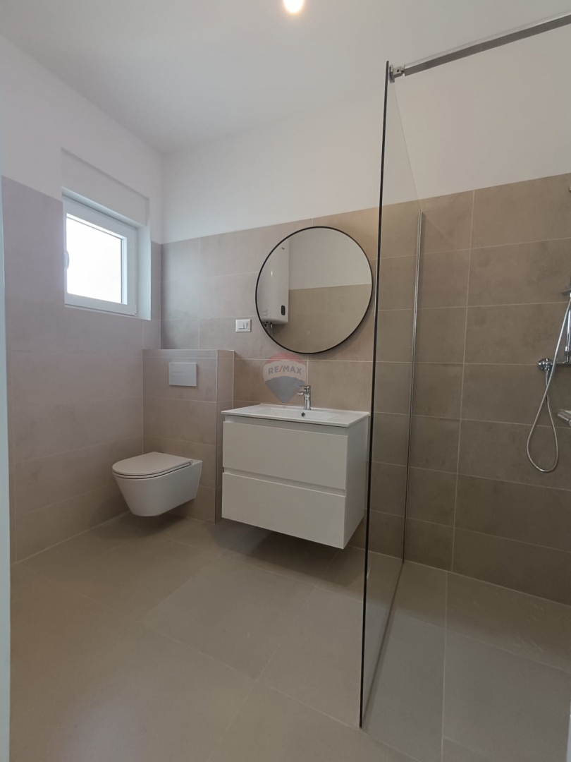Stanovanje / Apartma Vodice, 99,68m2