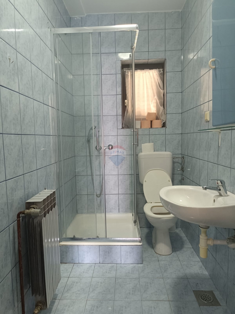 Hiša Pirovac, 122m2
