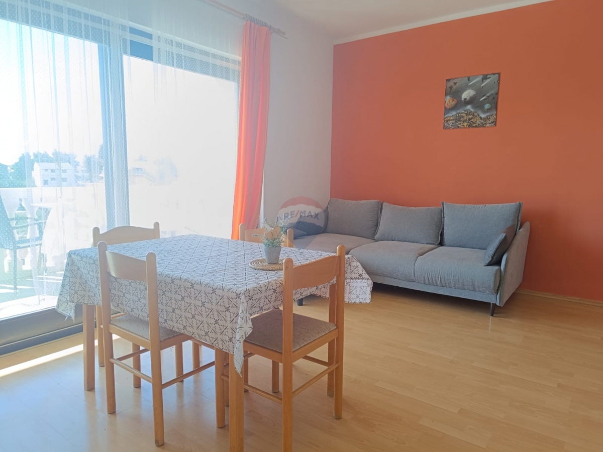 Hiša Pirovac, 122m2