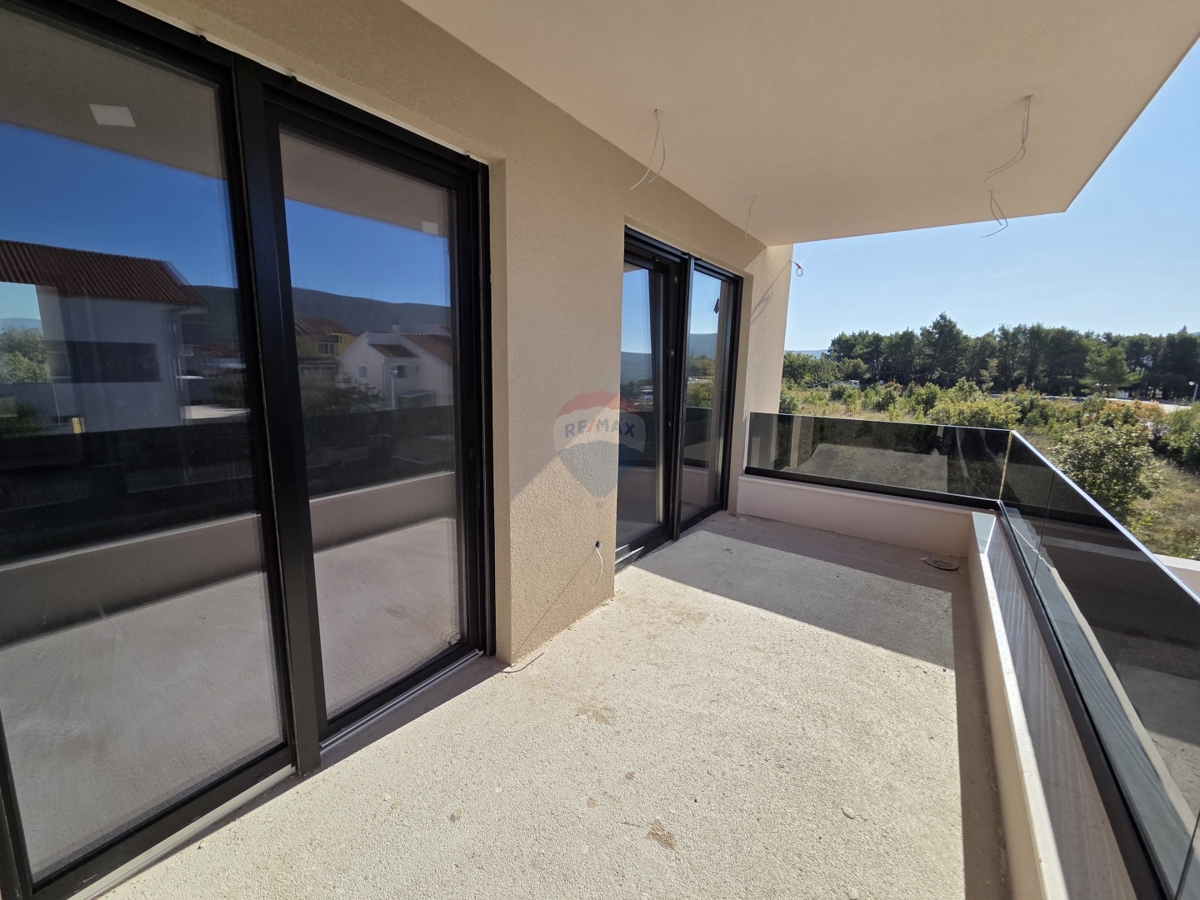 Hiša Lozovac, Šibenik - Okolica, 238m2