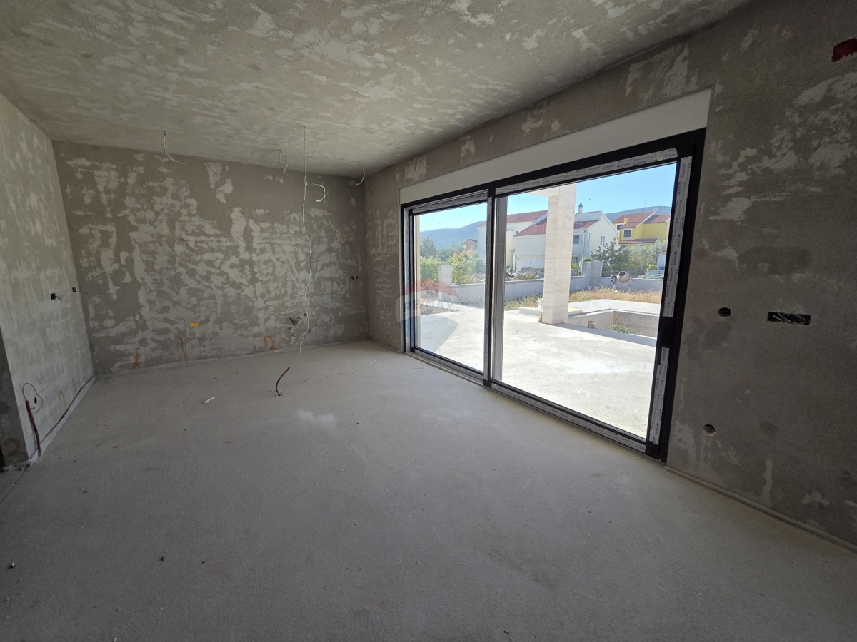 Hiša Lozovac, Šibenik - Okolica, 238m2