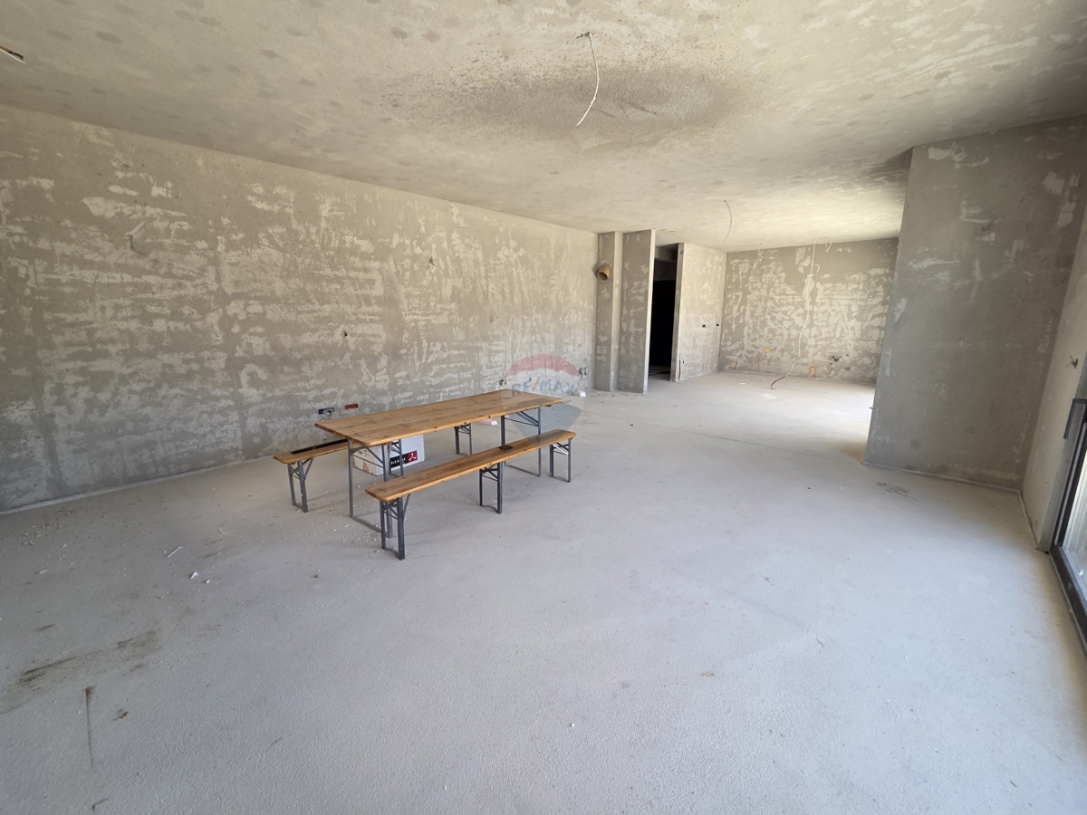 Hiša Lozovac, Šibenik - Okolica, 238m2