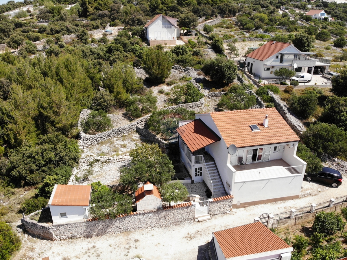 Hiša s čudovitim pogledom na morje 95 m2, Sevid