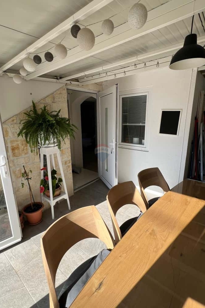 Stanovanje / Apartma Baldekin, Šibenik, 69,20m2