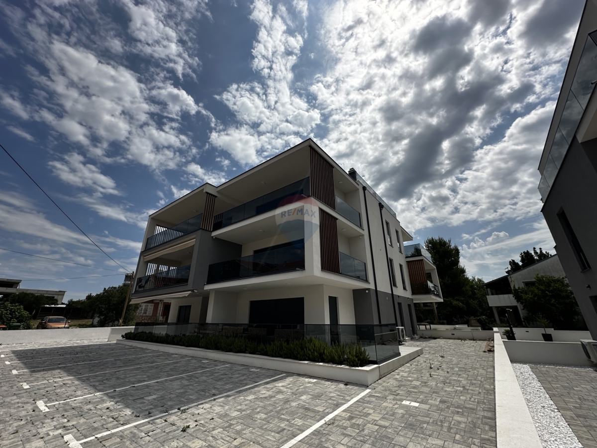 Srima, Vodice, 183,74m2