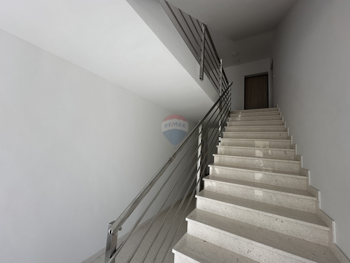 Srima, Vodice, 183,74m2