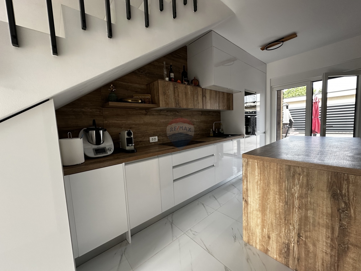 Hiša Vodice, 99,08m2