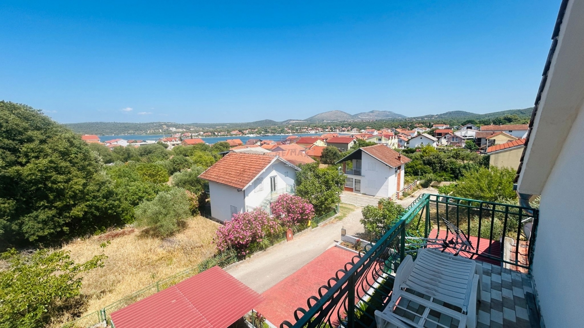 Hiša Bilice, Šibenik - Okolica, 219m2