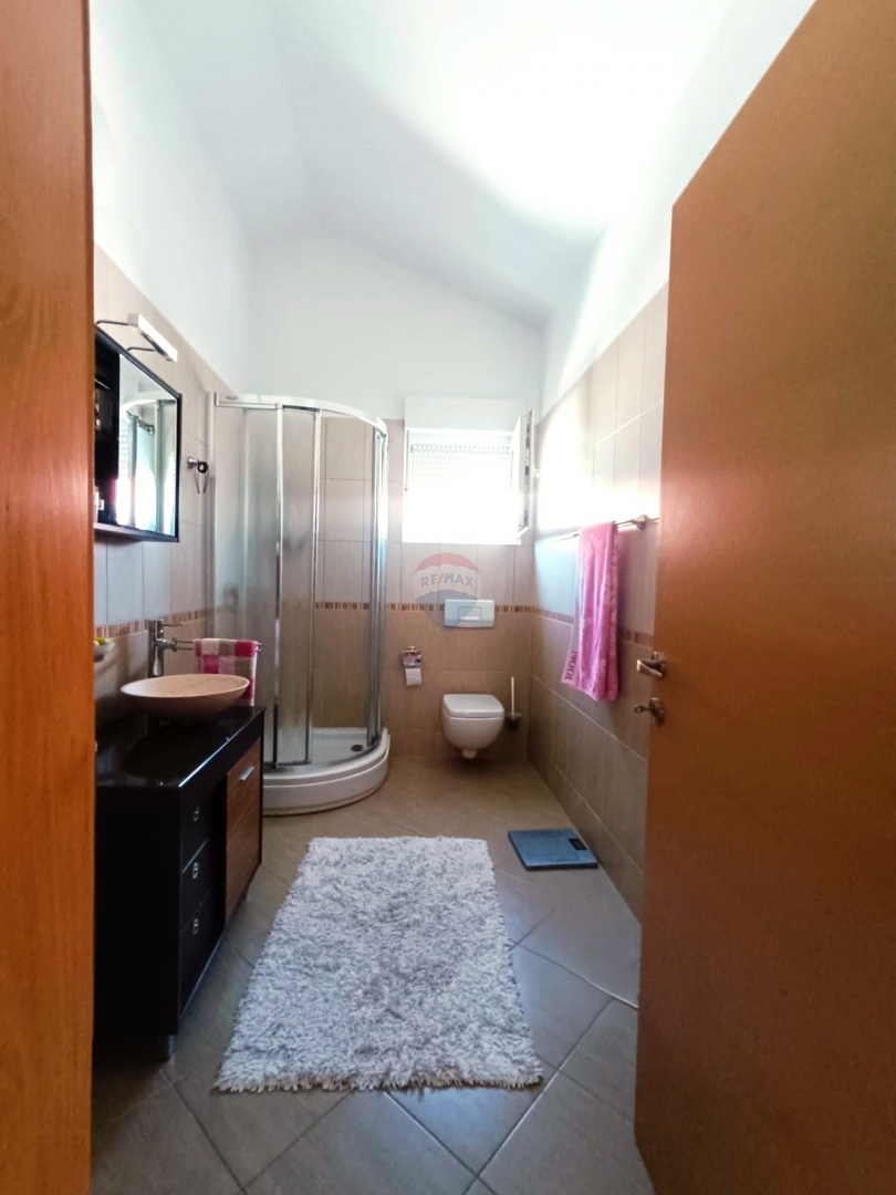 Stanovanje / Apartma Vodice, 81,85m2