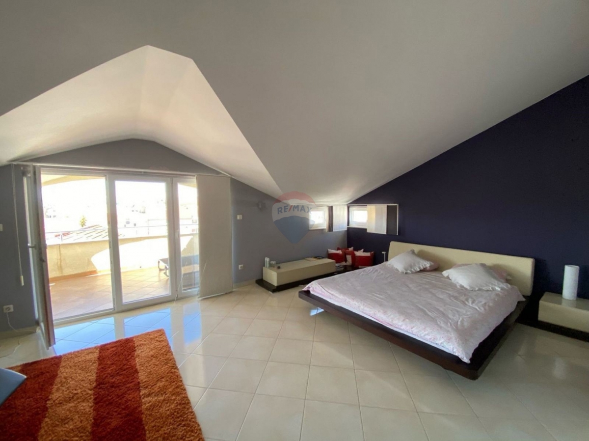 Stanovanje / Apartma Vodice, 81,85m2