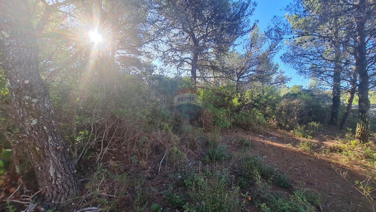 Zemljišče Jadrtovac, Šibenik - Okolica, 801m2