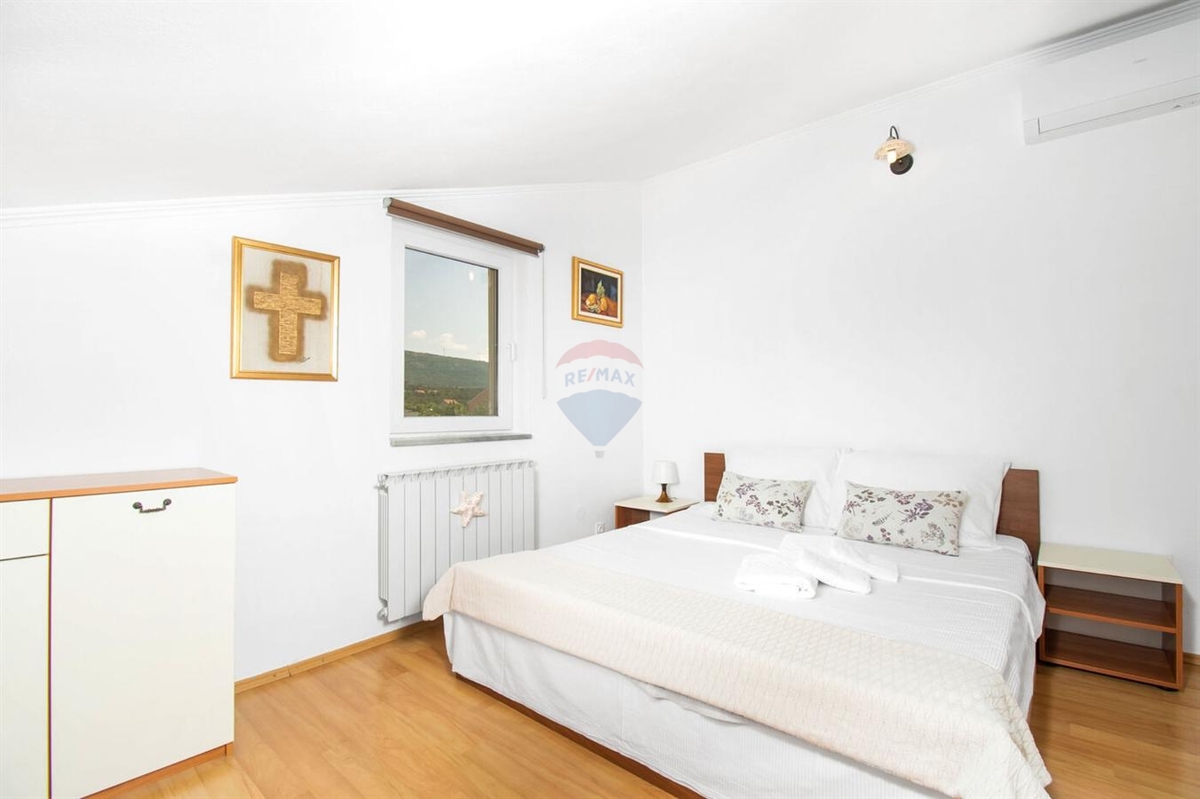 Hiša Dubrava Kod Šibenika, Šibenik - Okolica, 369,84m2