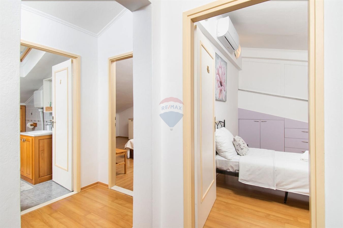 Hiša Dubrava Kod Šibenika, Šibenik - Okolica, 369,84m2