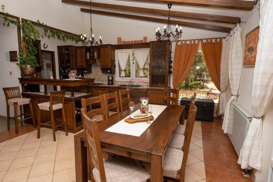 Hiša Dubrava Kod Šibenika, Šibenik - Okolica, 369,84m2