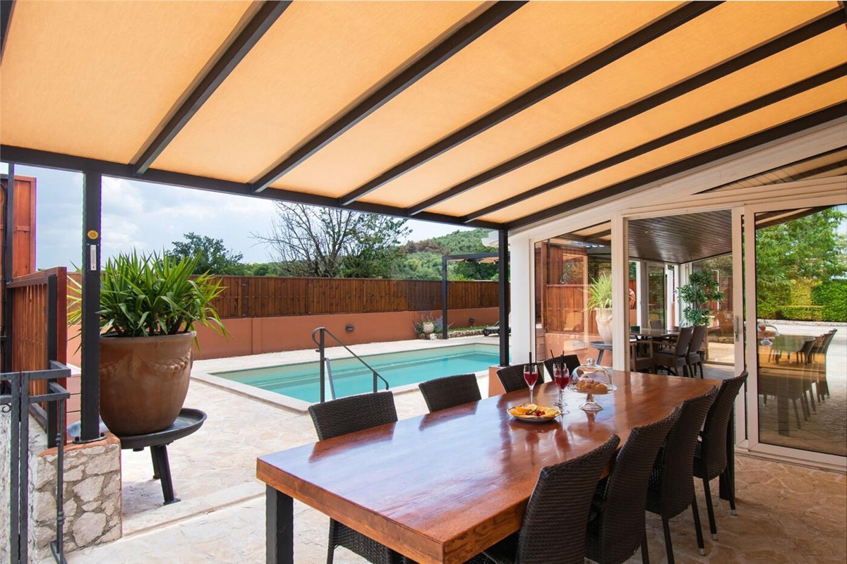 Hiša Dubrava Kod Šibenika, Šibenik - Okolica, 369,84m2