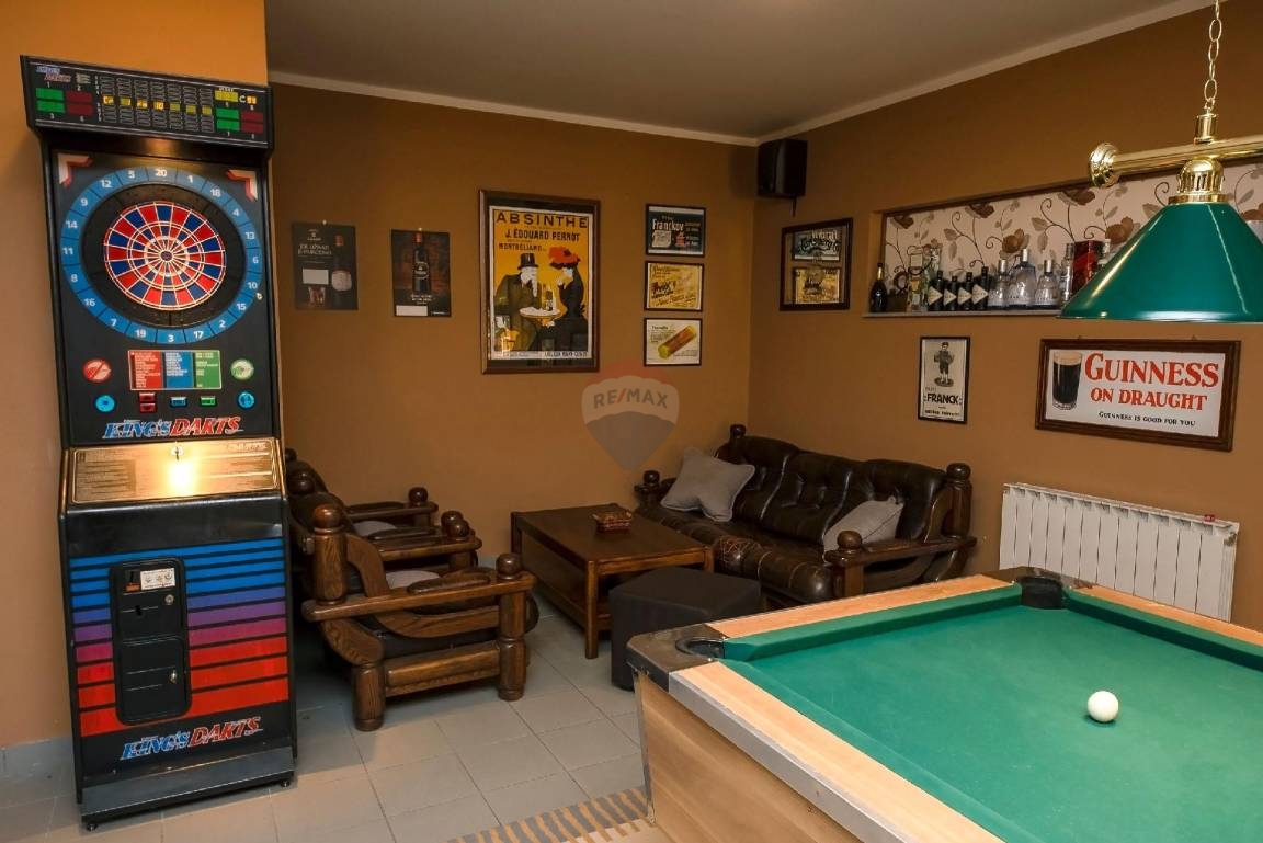 Hiša Dubrava Kod Šibenika, Šibenik - Okolica, 369,84m2