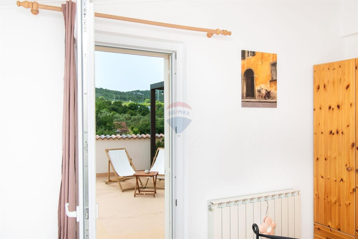 Hiša Dubrava Kod Šibenika, Šibenik - Okolica, 369,84m2