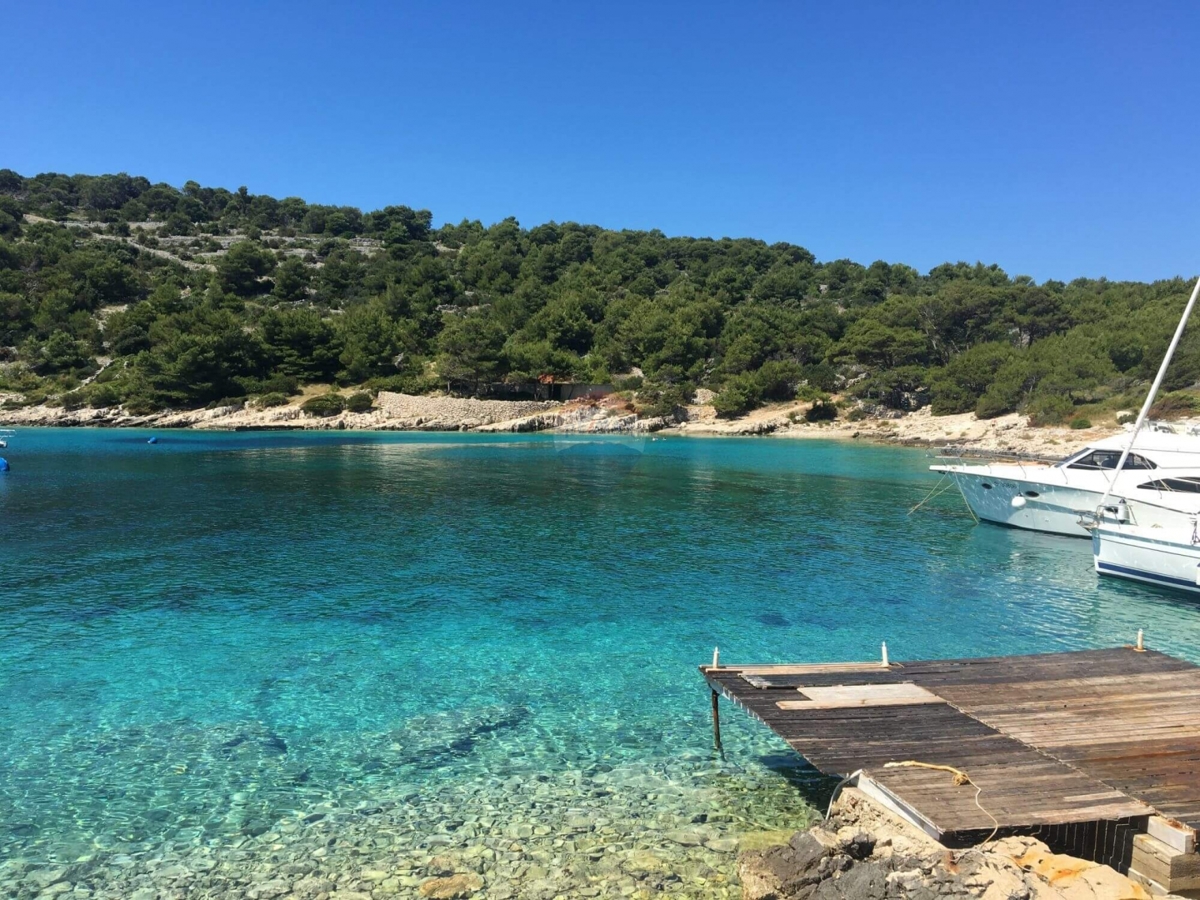 Zemljišče Kaprije, Šibenik - Okolica, 1.820m2