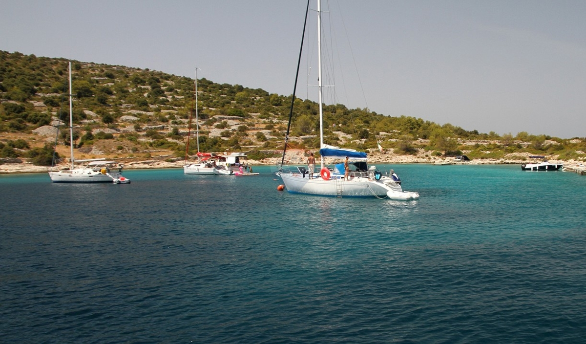 Zemljišče Kaprije, Šibenik - Okolica, 1.820m2