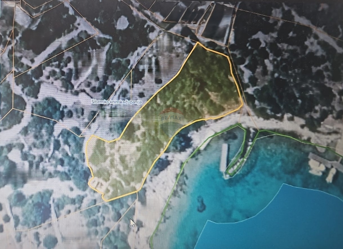 Zemljišče Kaprije, Šibenik - Okolica, 1.820m2