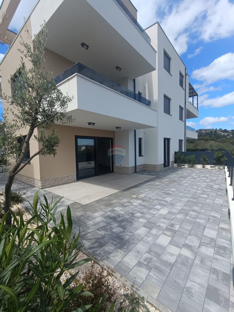 Stanovanje / Apartma Murter, 81,78m2