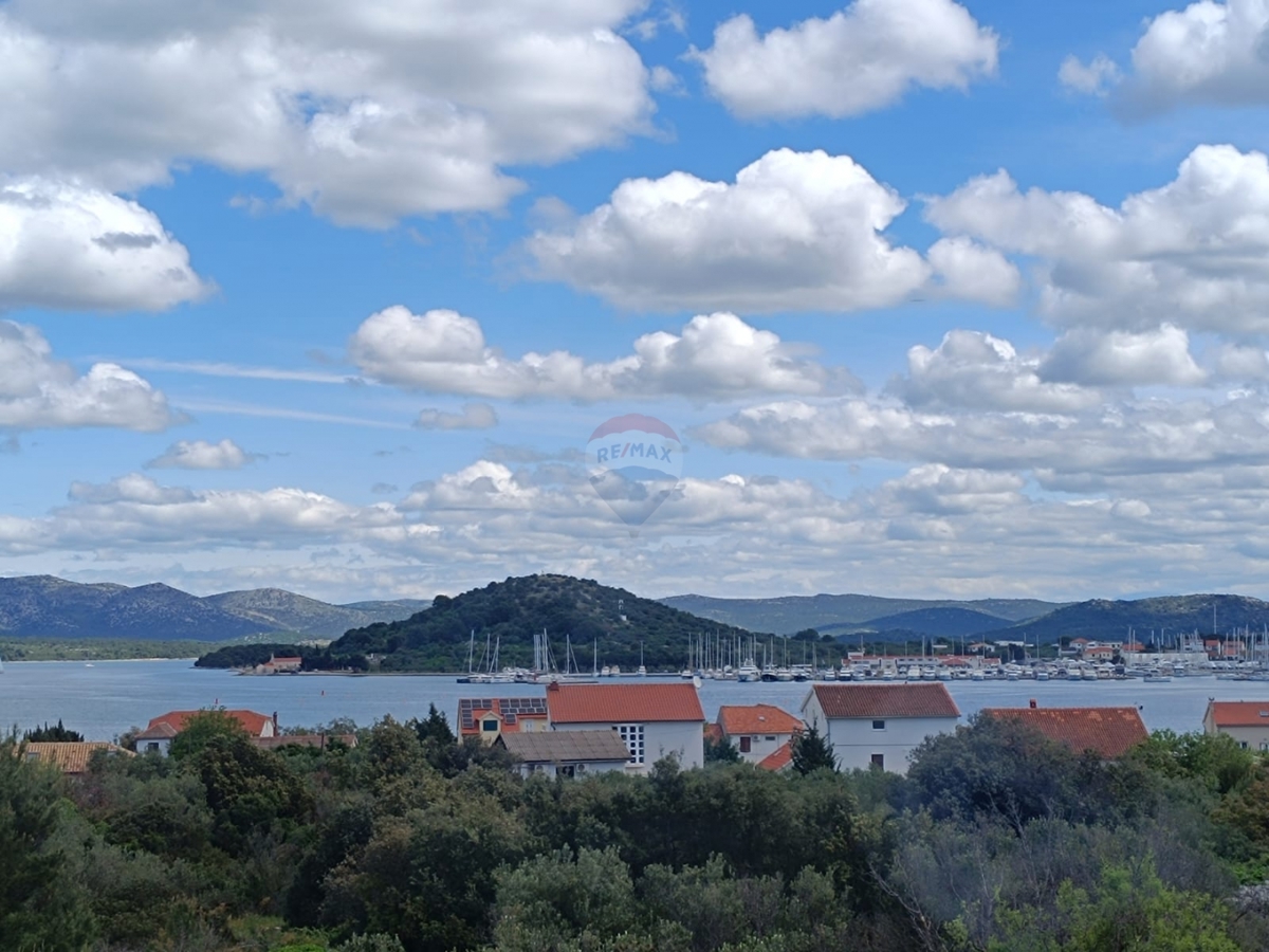 Stanovanje / Apartma Murter, 81,78m2