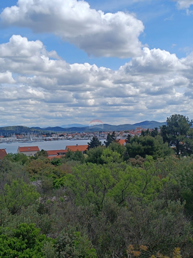 Stanovanje / Apartma Murter, 81,78m2