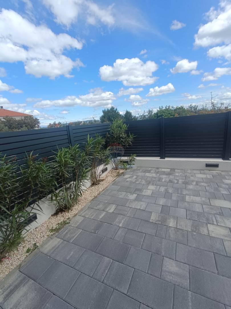 Stanovanje / Apartma Murter, 81,78m2